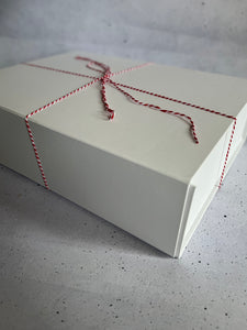 Merry Woofmas Box